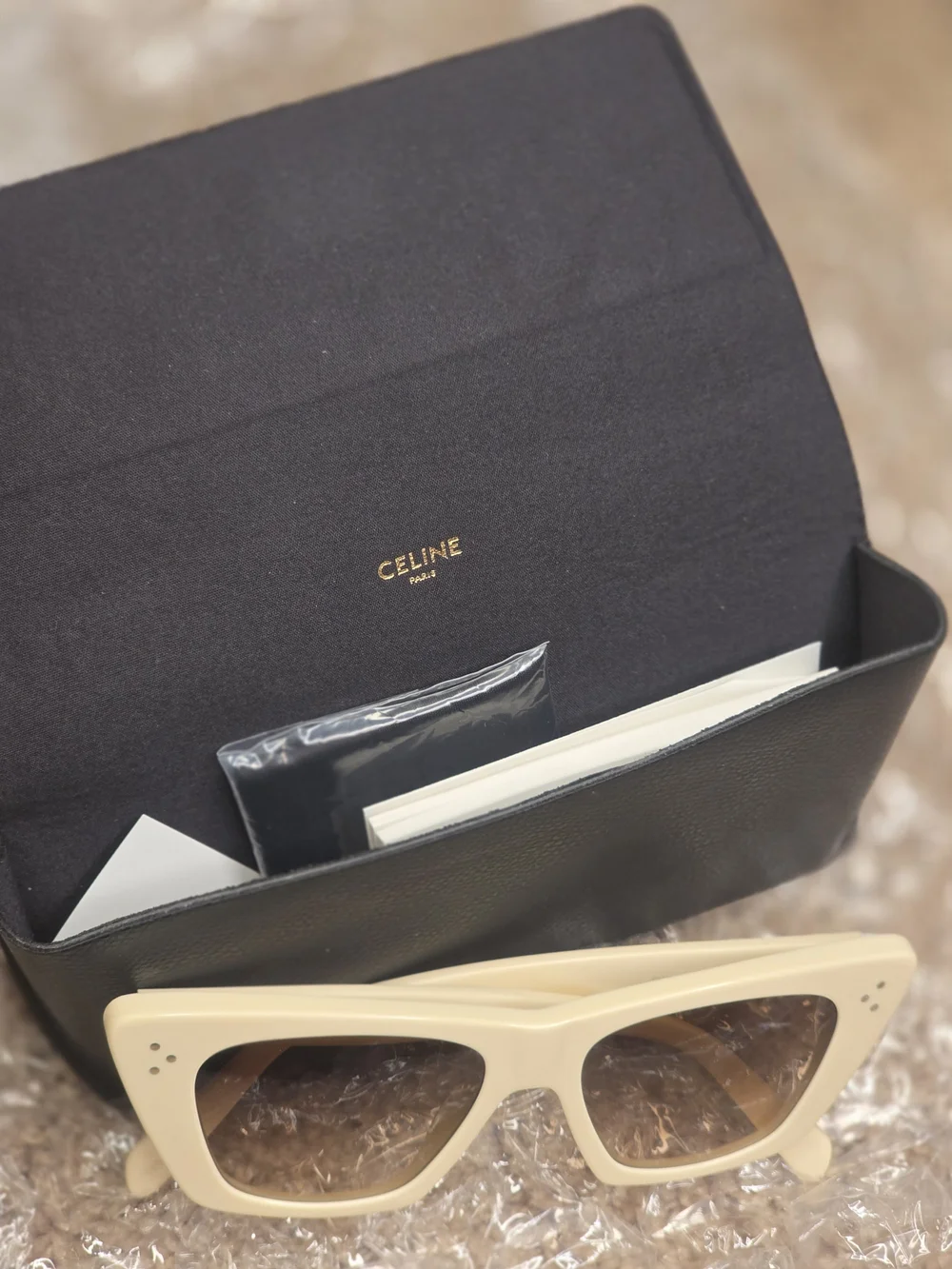 Celine CL40187I sunglasses